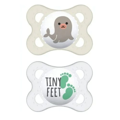 935188715---Kit-2-Chupetas-0M--Bichinhos-Sayings-Neutra---MAM_0002_Layer-1 935188715---Kit-2-Chupetas-0M--Bichinhos-Sayings-Neutra---MAM_0002_Layer-1