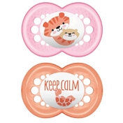 935280387---Kit-2-Chupetas-Bico-de-Silicone-Sayings-6m--Rosa---MAM_0003_Layer-1