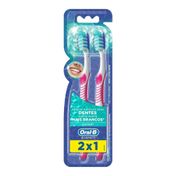 Escova Dental Oral-B 3D White Advantage 2 Unidades