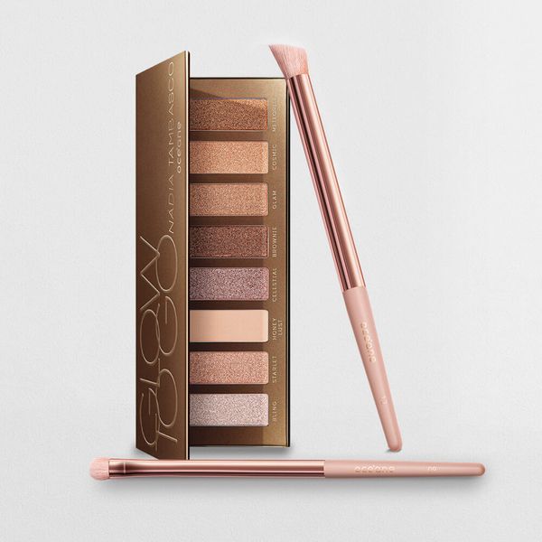 Kit Paleta de Sombras Glow To Go + 2 Pincéis Para Sombras (3 Produtos) Océane Kit Paleta de Sombras Glow To Go + 2 Pincéis Para Sombras (3 Produtos)